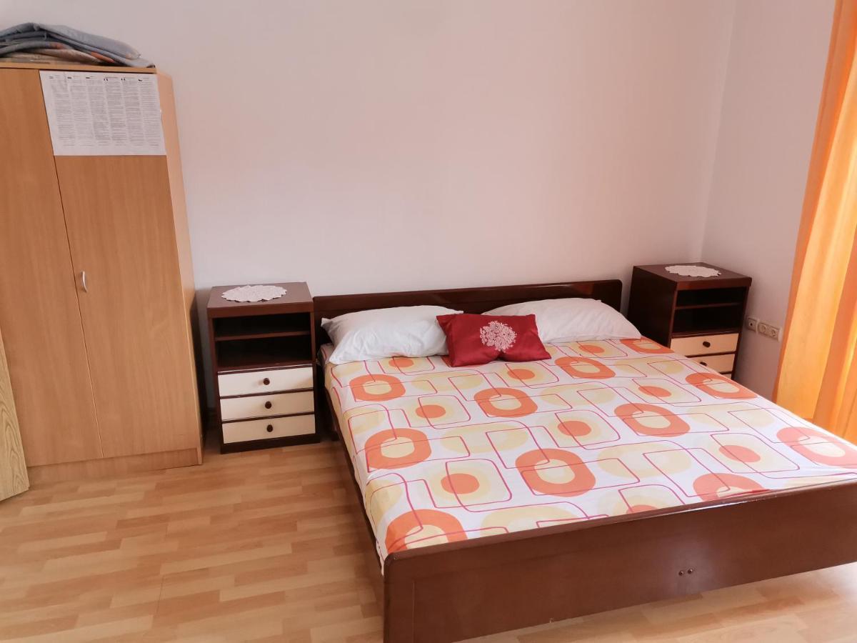 Apartments Radonic Hvar Town Luaran gambar