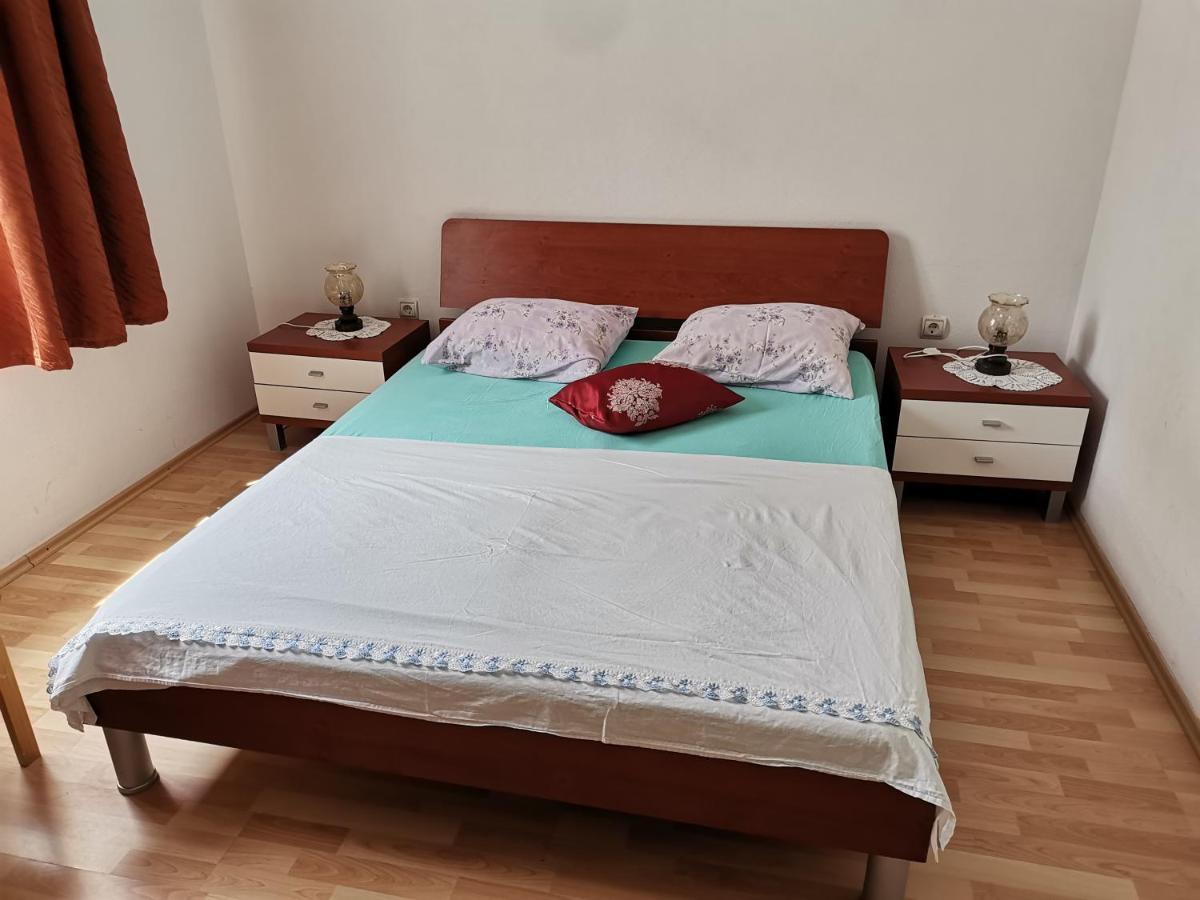 Apartments Radonic Hvar Town Luaran gambar